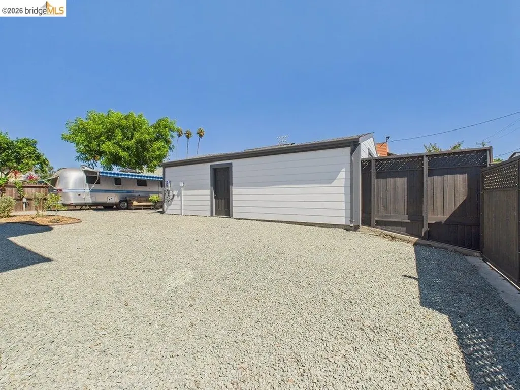 2602 Adeline Street Oakland CA 94607