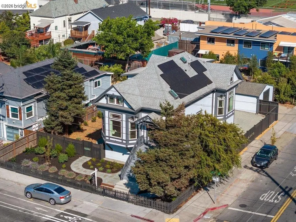 2602 Adeline Street Oakland CA 94607