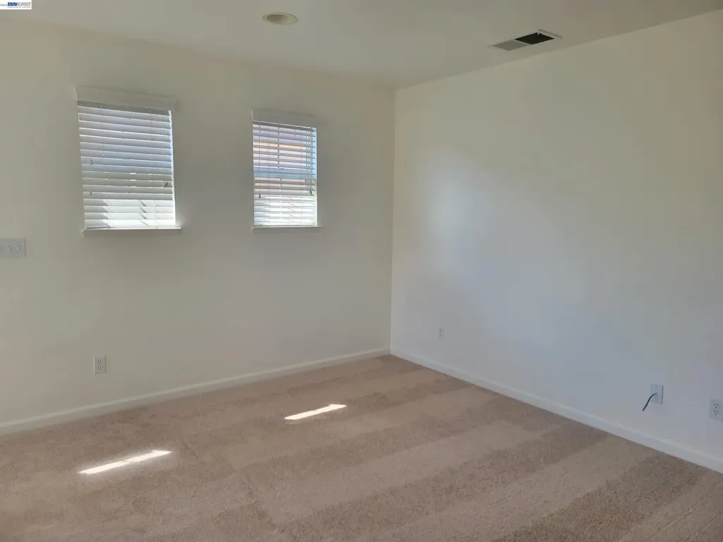 313 Turnstone Circle Pittsburg CA 94565
