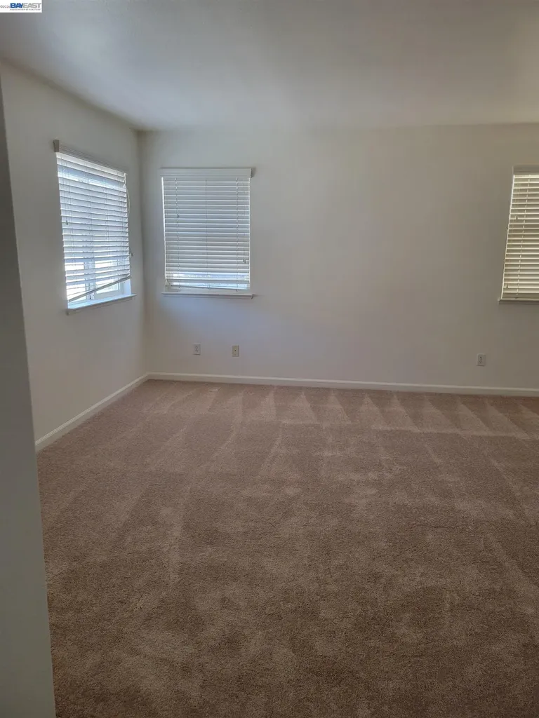 313 Turnstone Circle Pittsburg CA 94565