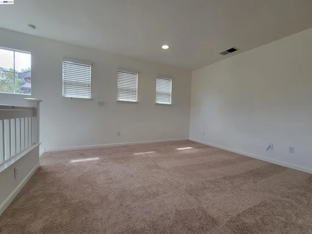 313 Turnstone Circle Pittsburg CA 94565