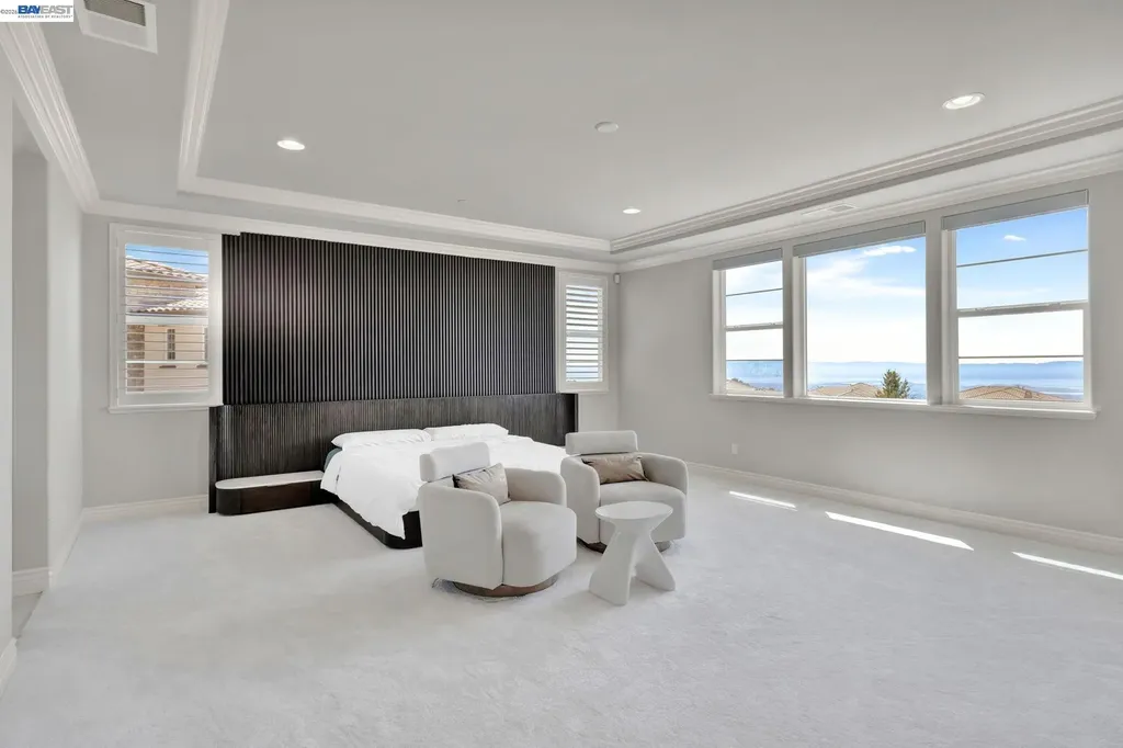 128 Dunfirth Court Hayward CA 94542