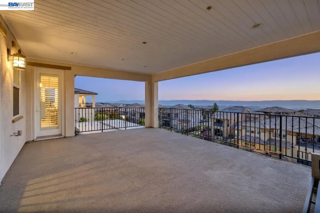 128 Dunfirth Court Hayward CA 94542