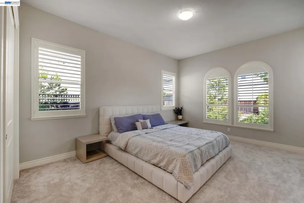 128 Dunfirth Court Hayward CA 94542