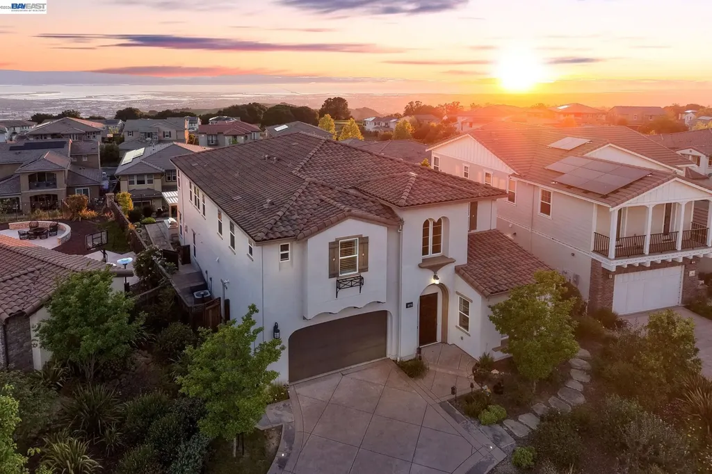128 Dunfirth Court Hayward CA 94542