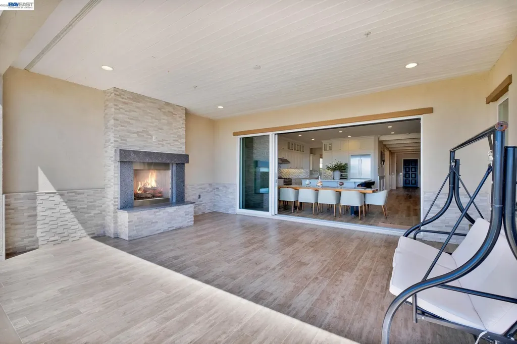 128 Dunfirth Court Hayward CA 94542
