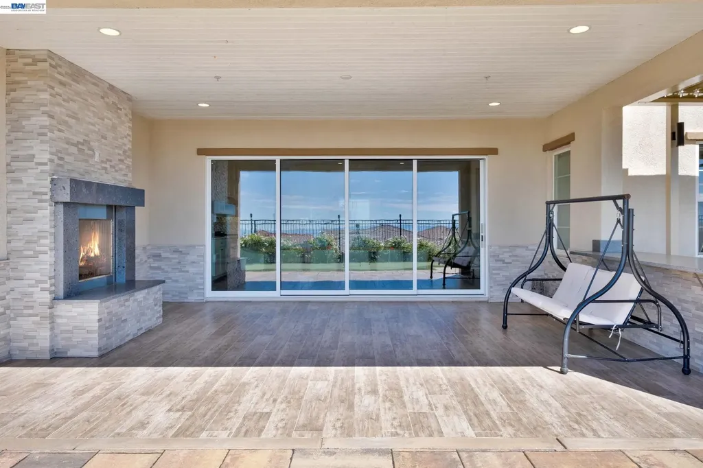 128 Dunfirth Court Hayward CA 94542