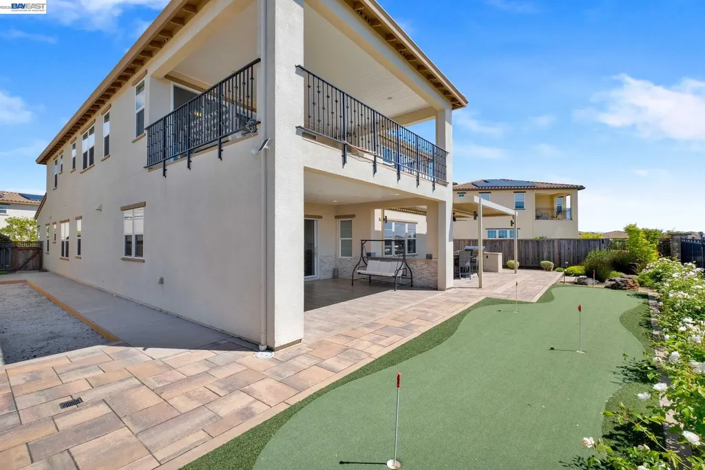 128 Dunfirth Court Hayward CA 94542