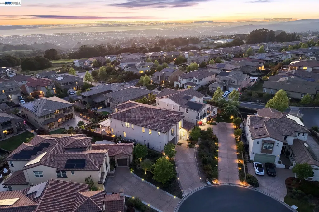128 Dunfirth Court Hayward CA 94542