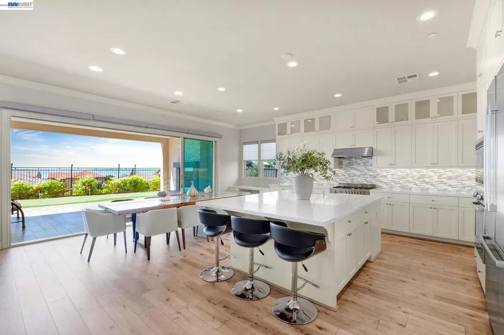 128 Dunfirth Court Hayward CA 94542