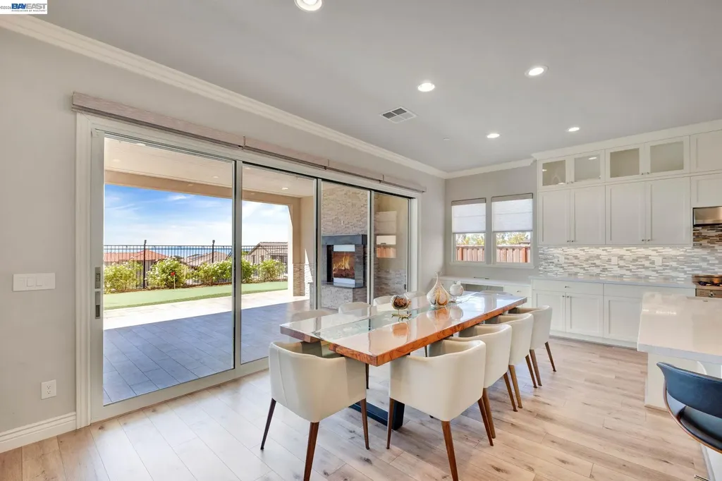 128 Dunfirth Court Hayward CA 94542