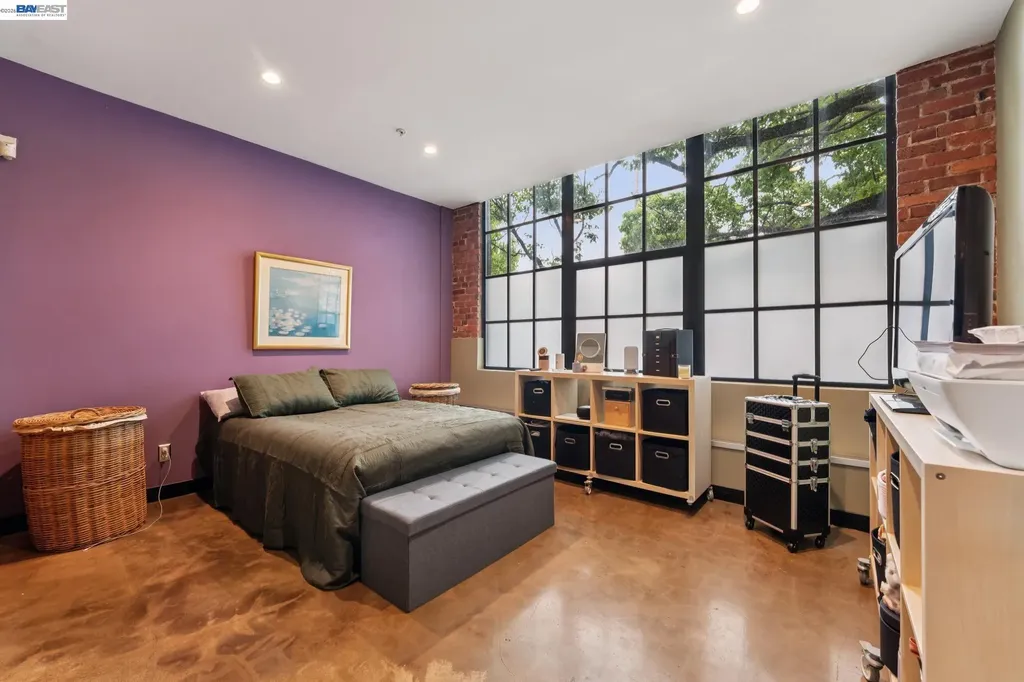 425 11th Street Oakland CA 94606