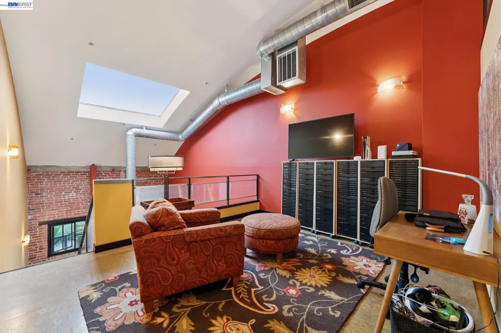 425 11th Street Oakland CA 94606