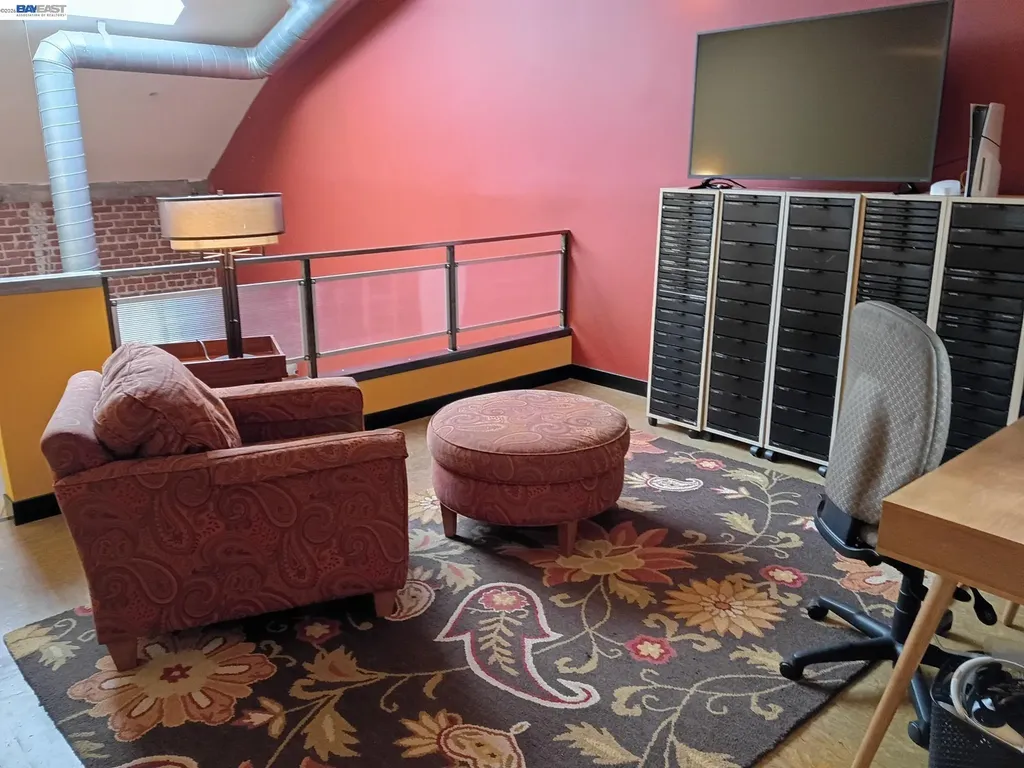 425 11th Street Oakland CA 94606