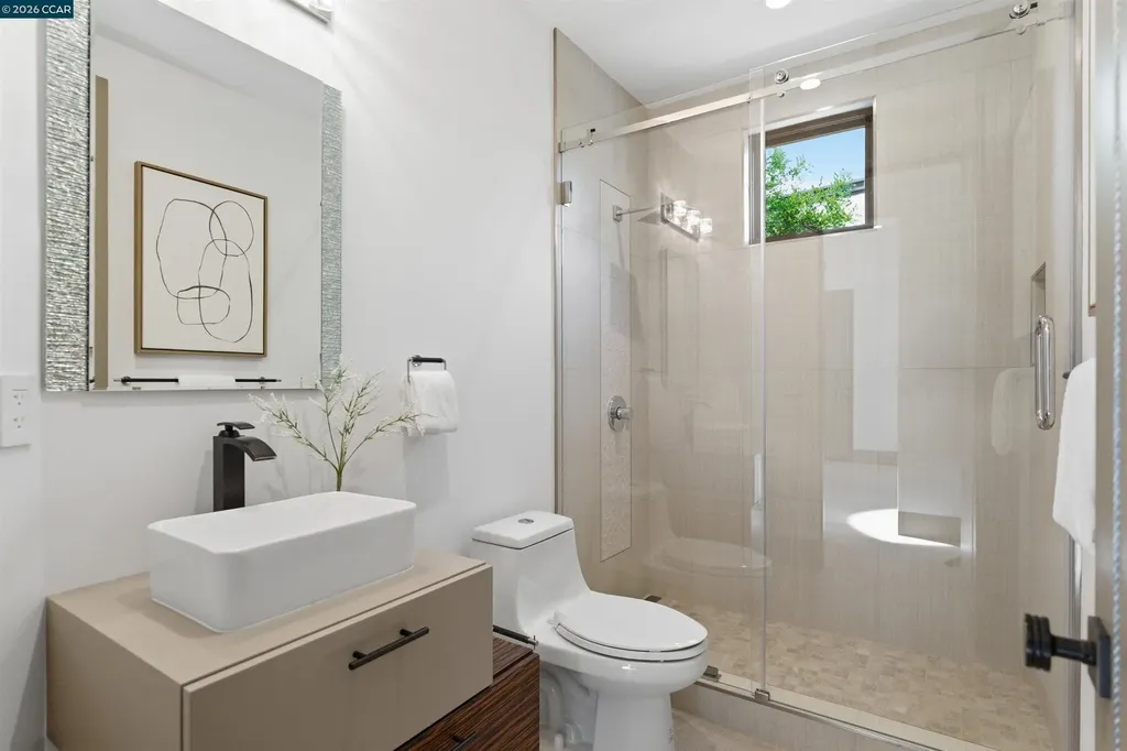 11 Bigleaf Road Orinda CA 94563