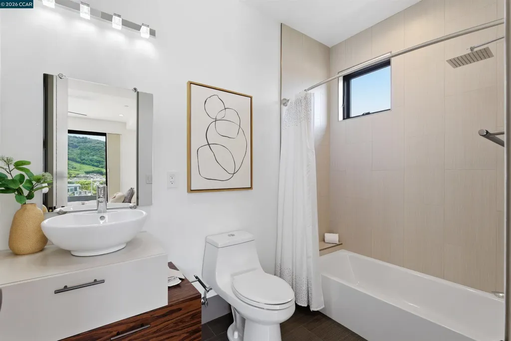 11 Bigleaf Road Orinda CA 94563
