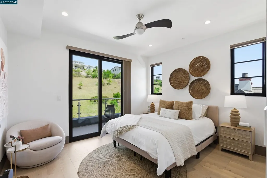 11 Bigleaf Road Orinda CA 94563