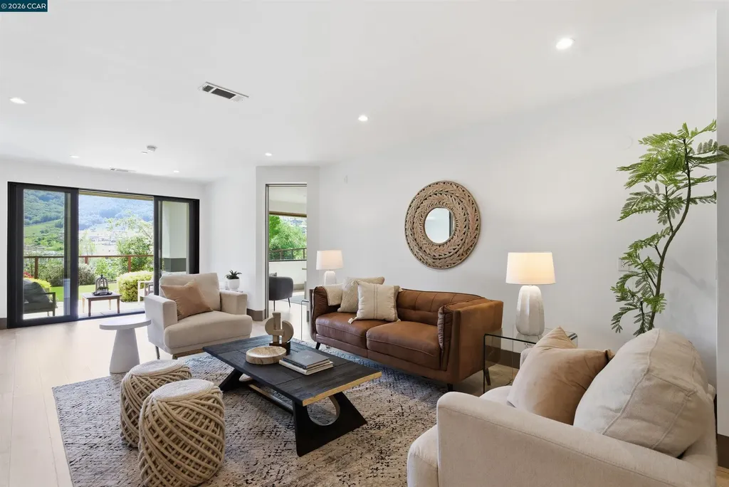11 Bigleaf Road Orinda CA 94563