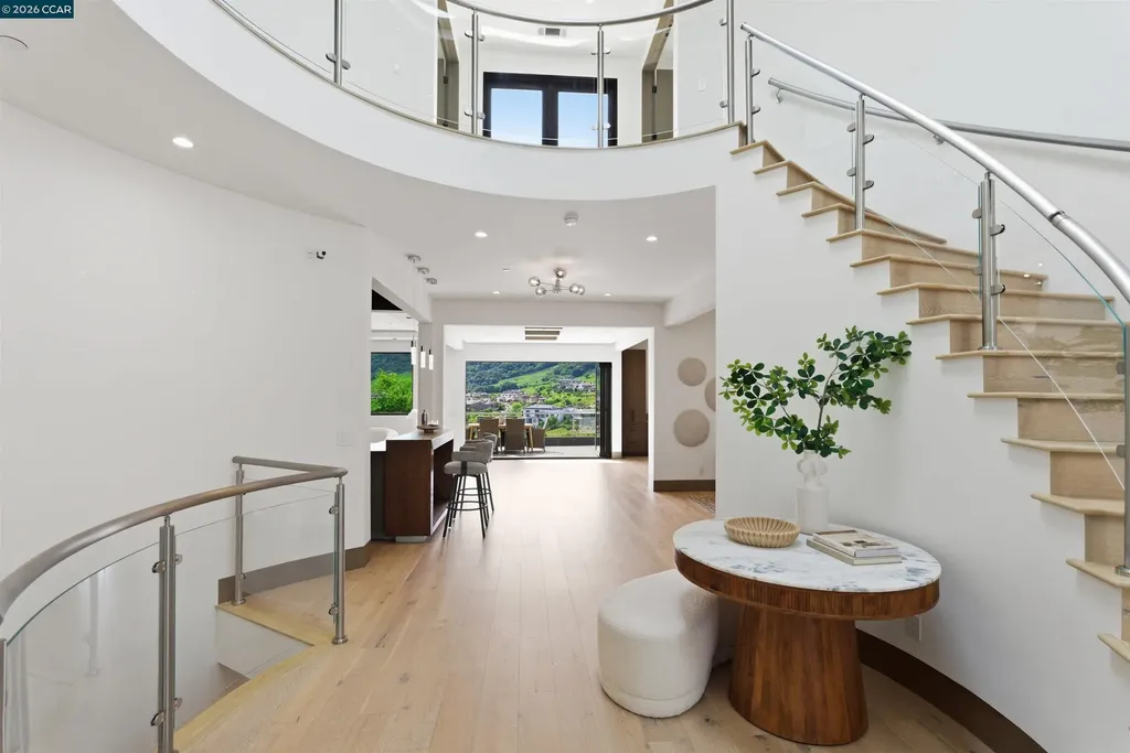 11 Bigleaf Road Orinda CA 94563