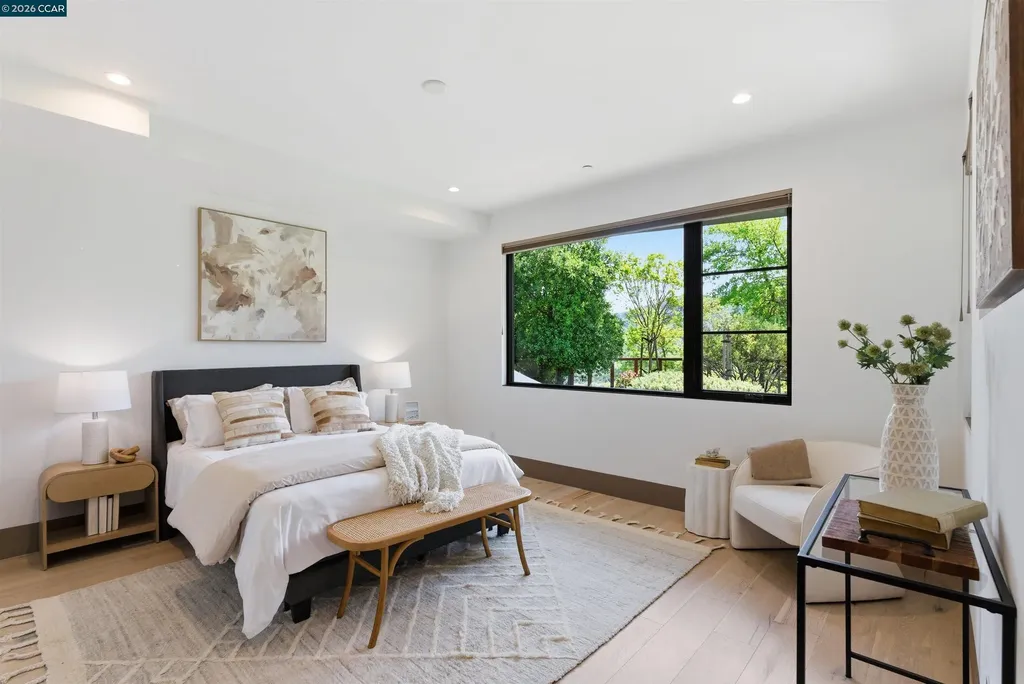 11 Bigleaf Road Orinda CA 94563