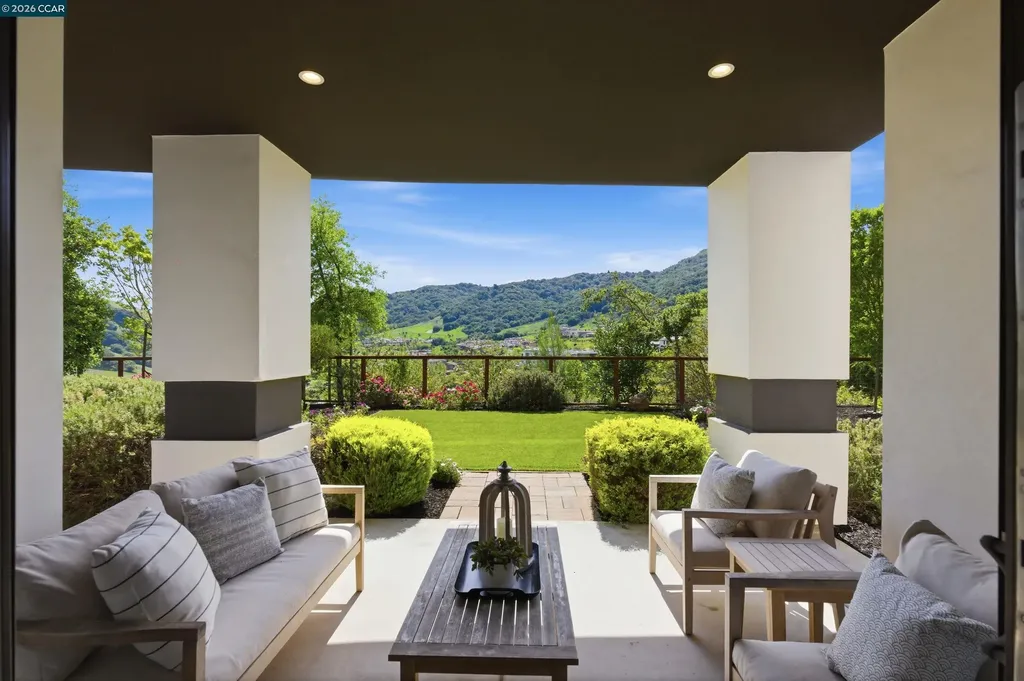 11 Bigleaf Road Orinda CA 94563