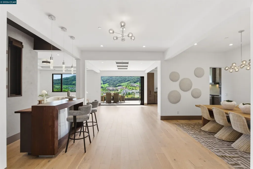 11 Bigleaf Road Orinda CA 94563