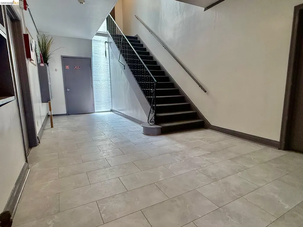 2240 Macarthur Boulevard Oakland CA 94602