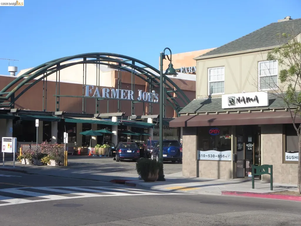 2240 Macarthur Boulevard Oakland CA 94602