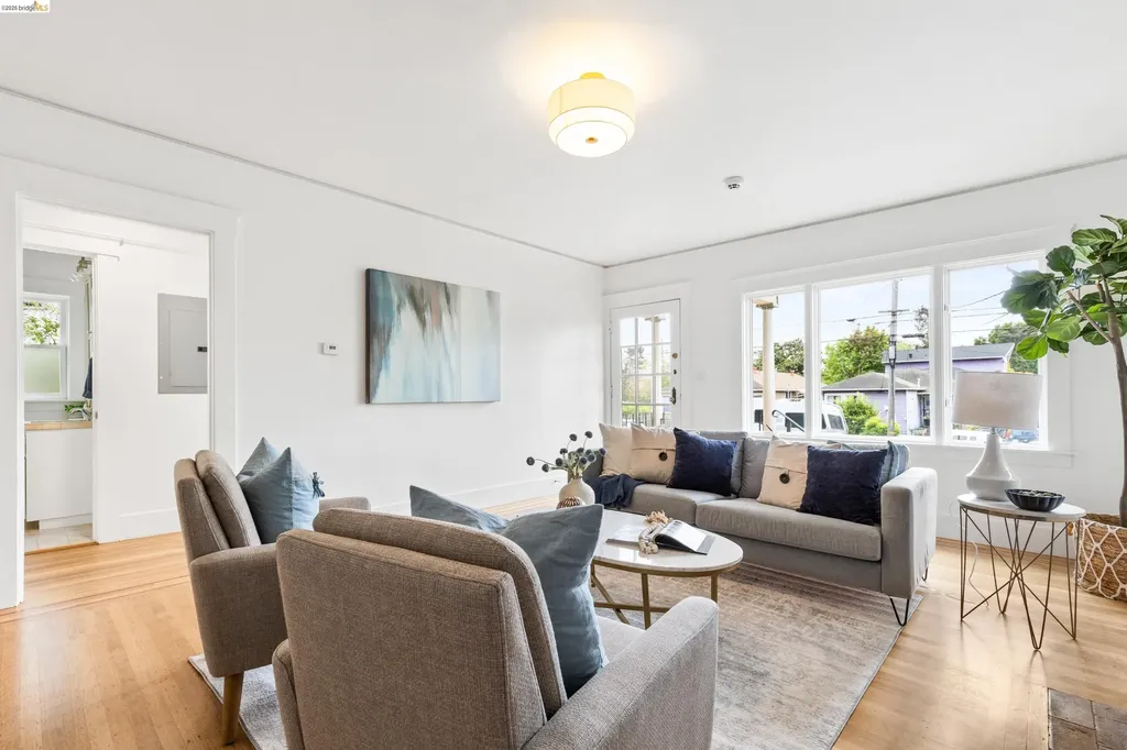 1741 Derby Street Berkeley CA 94703