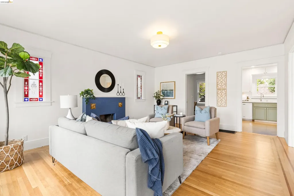 1741 Derby Street Berkeley CA 94703