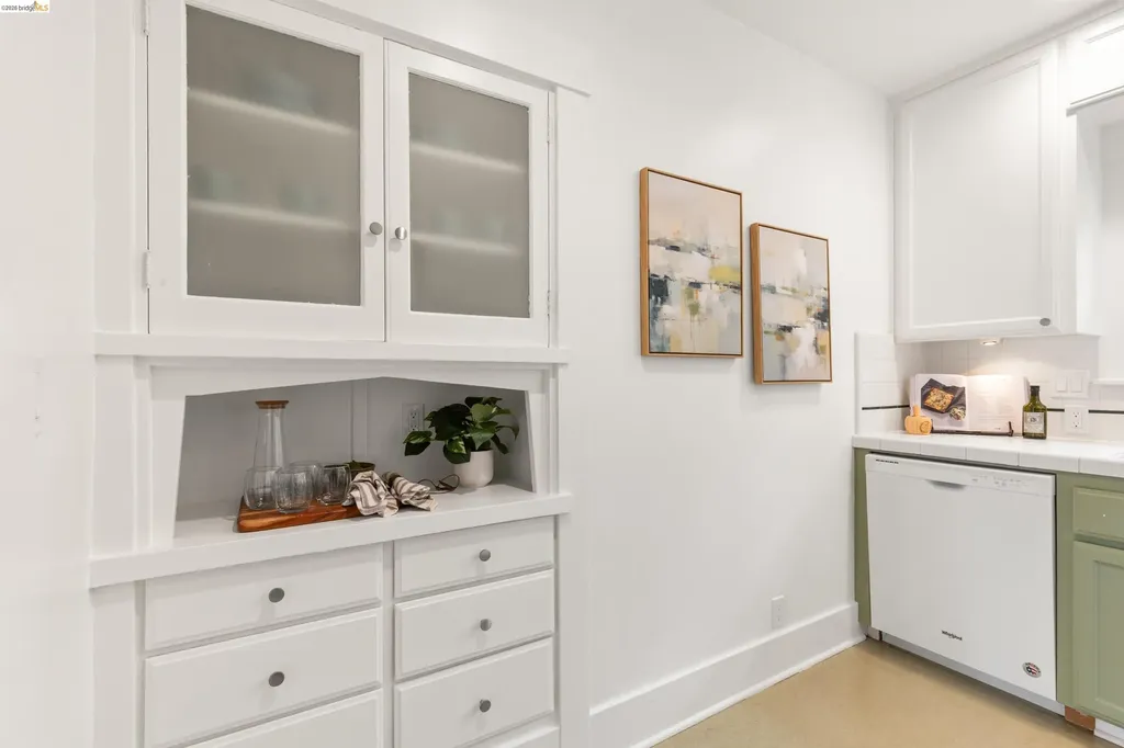 1741 Derby Street Berkeley CA 94703