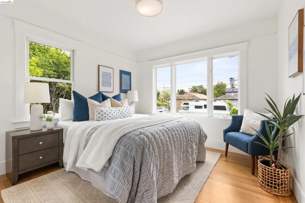 1741 Derby Street Berkeley CA 94703