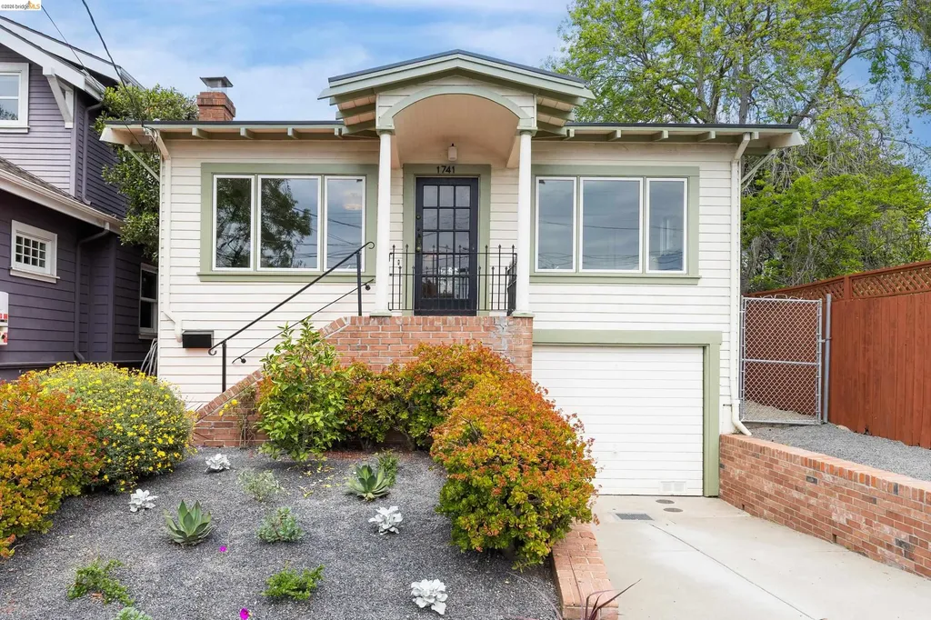 1741 Derby Street Berkeley CA 94703