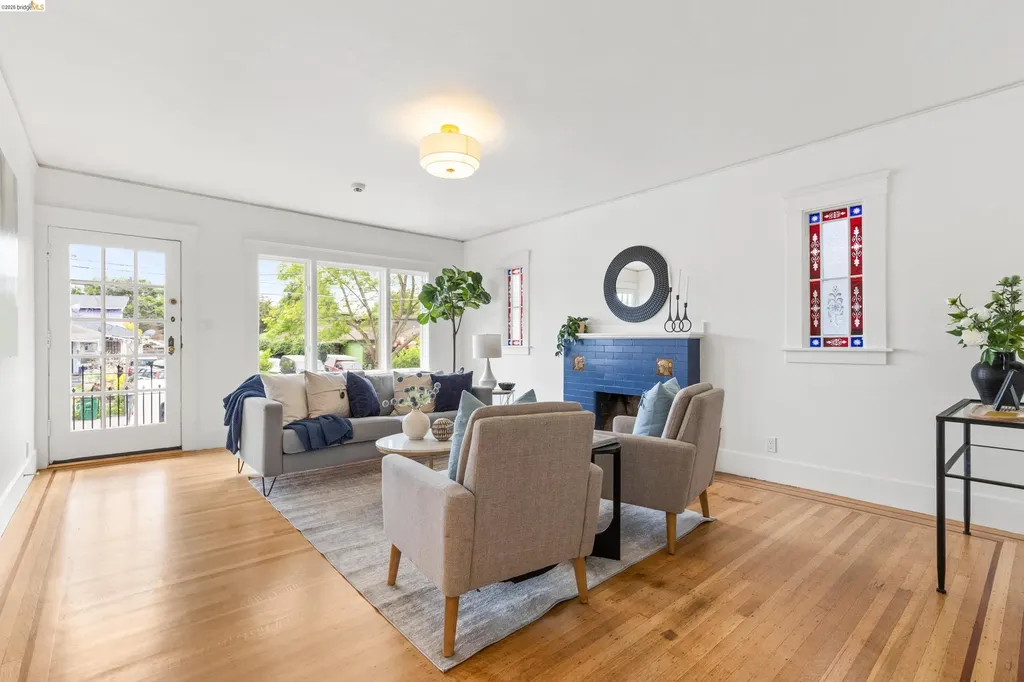 1741 Derby Street Berkeley CA 94703