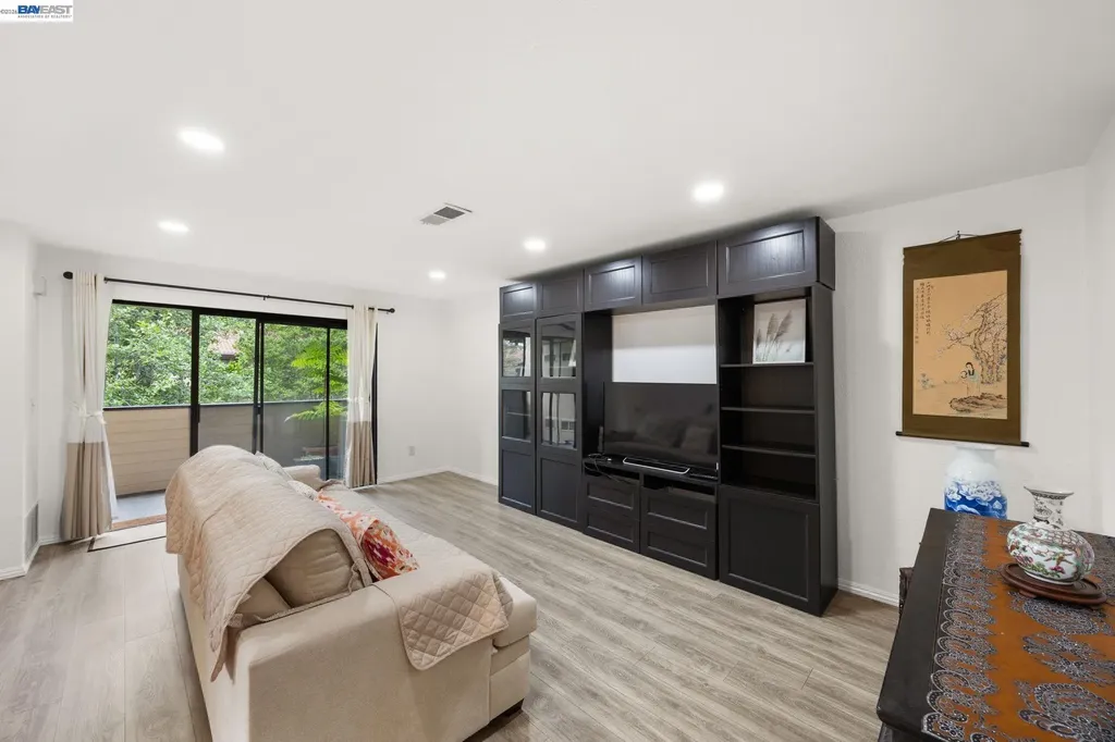 162 Shaniko Common Fremont CA 94539