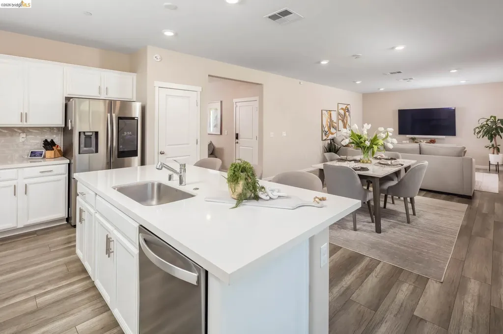 5591 Saddle Rock Lane Antioch CA 94531