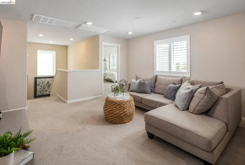 5591 Saddle Rock Lane Antioch CA 94531