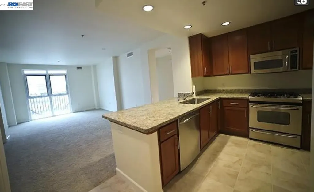 423 7th Street Oakland CA 94607