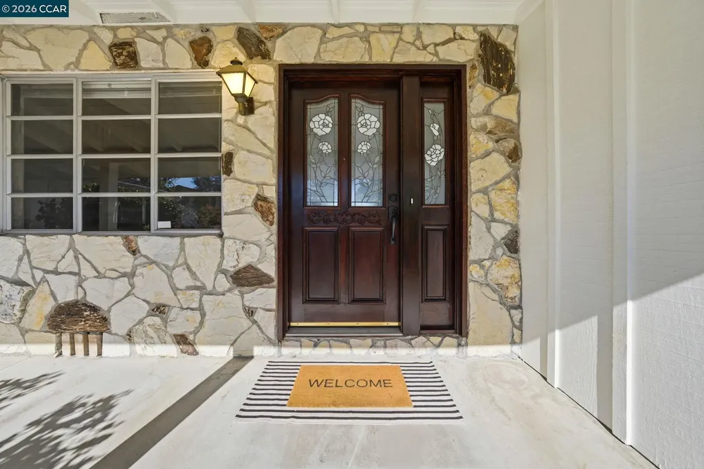 61 Sullivan Drive Moraga CA 94556
