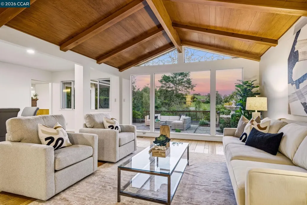 61 Sullivan Drive Moraga CA 94556