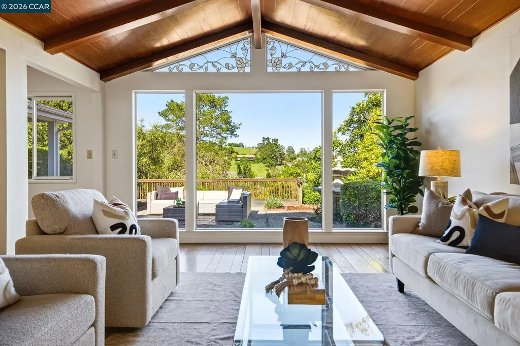 61 Sullivan Drive Moraga CA 94556