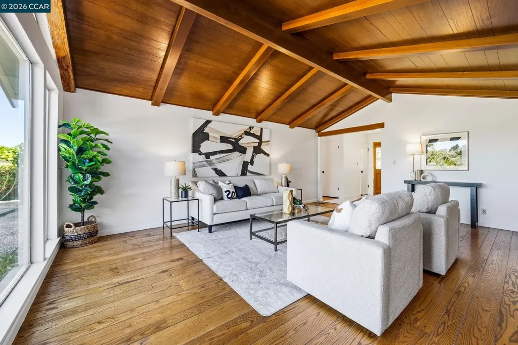 61 Sullivan Drive Moraga CA 94556