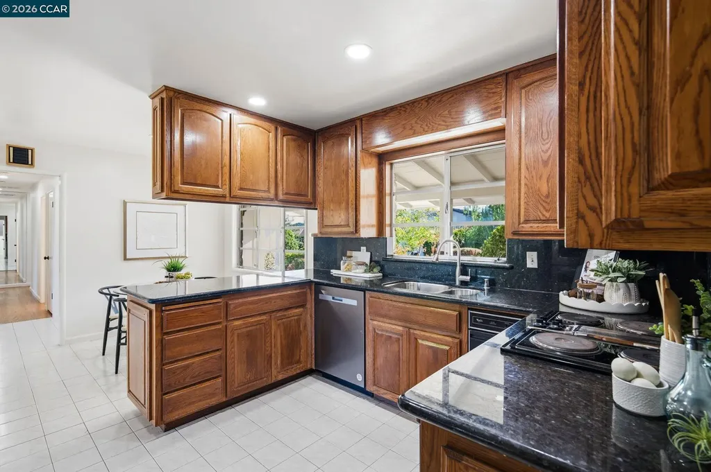 61 Sullivan Drive Moraga CA 94556