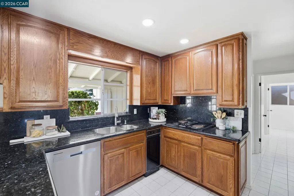 61 Sullivan Drive Moraga CA 94556