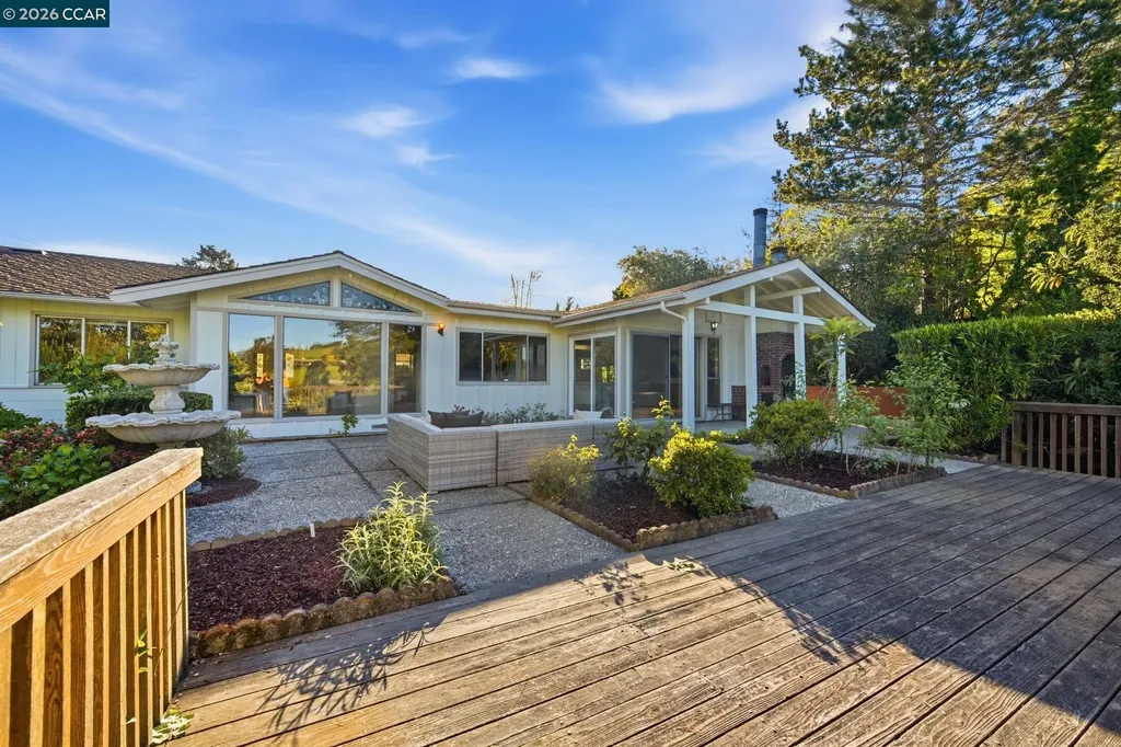 61 Sullivan Drive Moraga CA 94556
