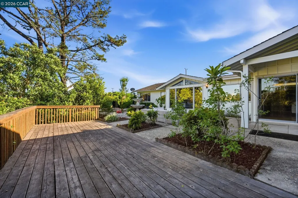61 Sullivan Drive Moraga CA 94556