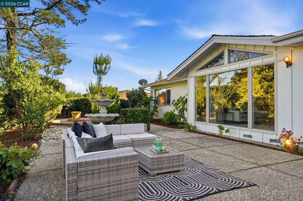 61 Sullivan Drive Moraga CA 94556