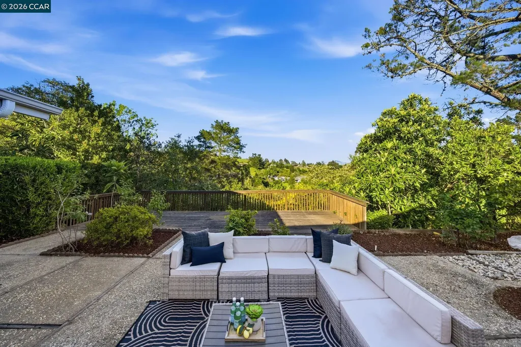 61 Sullivan Drive Moraga CA 94556