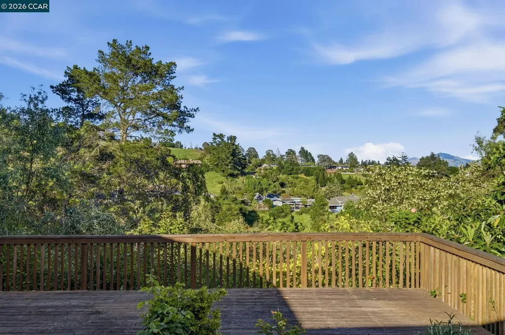 61 Sullivan Drive Moraga CA 94556