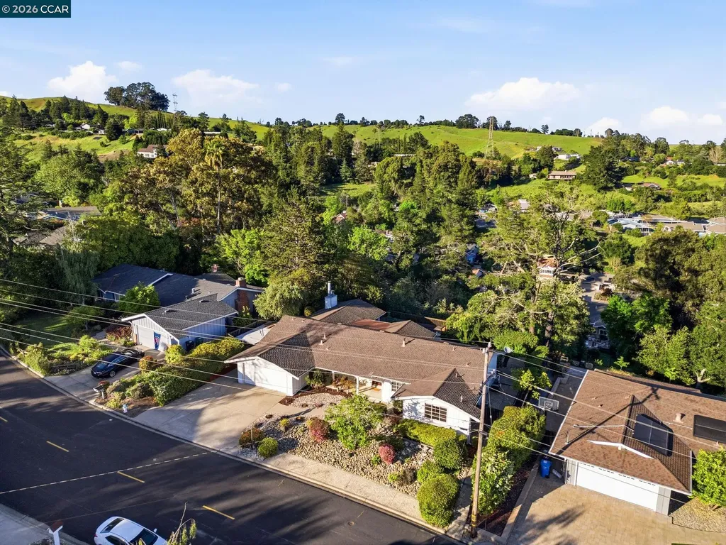 61 Sullivan Drive Moraga CA 94556